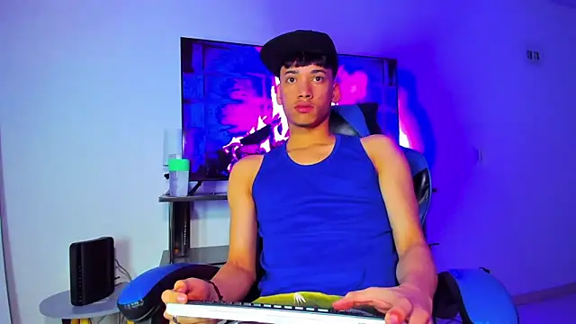 Snapshot of Lyam_Russo chatting on 18, 3, 2026 Lyam Russo online show from 18, 3, 2026