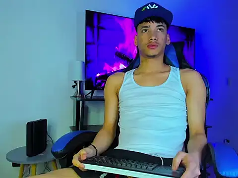 Snapshot of Lyam_Russo chatting on 20, 3, 2026 Lyam Russo online show from 20, 3, 2026