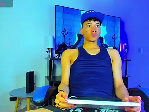 Snapshot of Lyam_Russo chatting on 24, 3, 2026 Lyam Russo online show from 24, 3, 2026