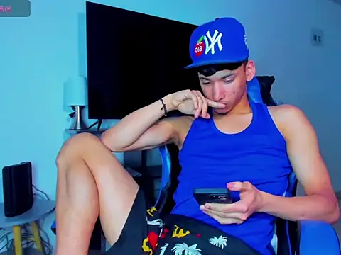 Snapshot of Lyam_Russo chatting on 6, 4, 2026 Lyam Russo online show from 6, 4, 2026