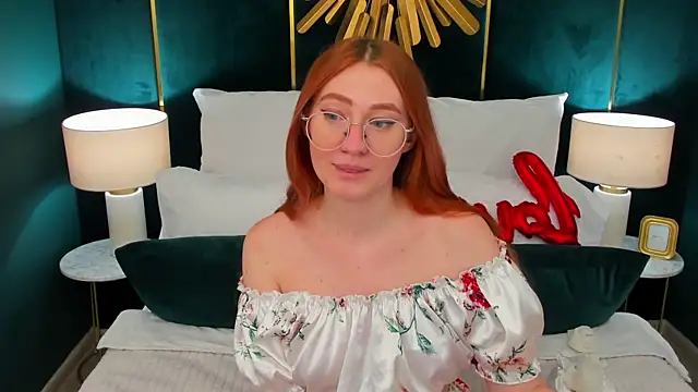 TinaHarp online show from 3, 3, 2026