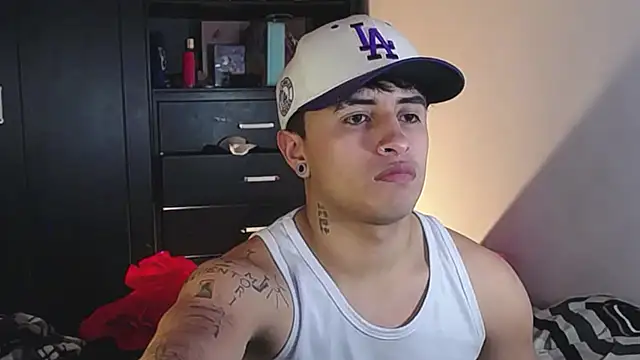 Snapshot of Jhon_Sara chatting on 17, 3, 2026 Jhon Sara online show from 17, 3, 2026