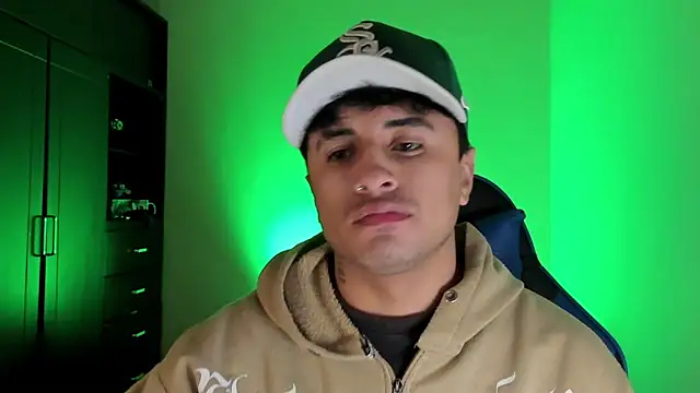 Snapshot of Jhon_Sara chatting on 27, 3, 2026 Jhon Sara online show from 27, 3, 2026