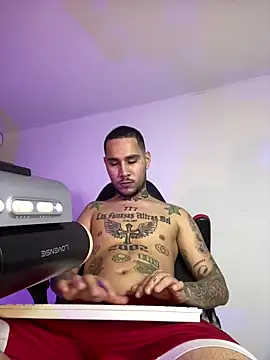 Snapshot of king_of_desire chatting on 18, 3, 2026 king of desire online show from 18, 3, 2026