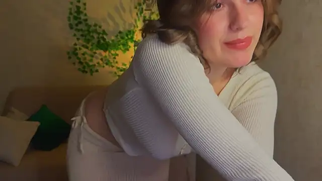 Snapshot of rinamandarina chatting on 24, 2, 2026 rinamandarina online show from 24, 2, 2026