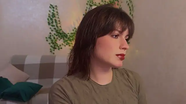 Snapshot of rinamandarina chatting on 13, 4, 2026 rinamandarina online show from 13, 4, 2026