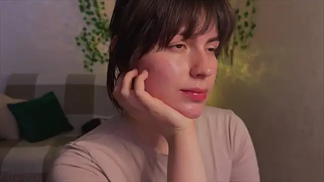 Snapshot of rinamandarina chatting on 14, 4, 2026 rinamandarina online show from 14, 4, 2026