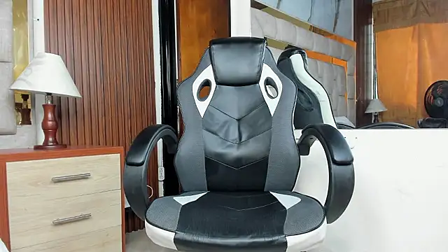 Keitty Rose online show from 2, 3, 2026