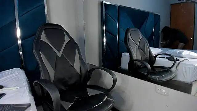 Keitty Rose online show from 7, 4, 2026