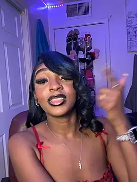 Snapshot of MidnightChanel chatting on 5, 3, 2026 MidnightChanel online show from 5, 3, 2026