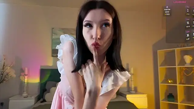 Snapshot of KuramiGirl chatting on 6, 3, 2026 KuramiGirl online show from 6, 3, 2026