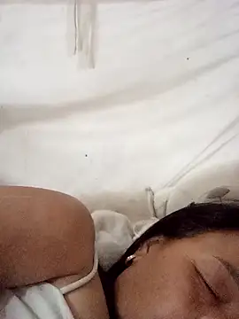 heesuu11 online show from 7, 4, 2026