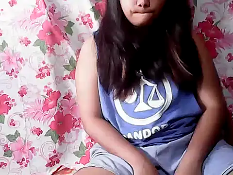 Snapshot of Flowerbebe chatting on 2, 3, 2026 Flowerbebe online show from 2, 3, 2026