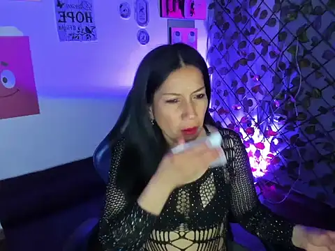 Snapshot of Megan_Collinss1 chatting on 15, 3, 2026 Megan Collinss1 online show from 15, 3, 2026