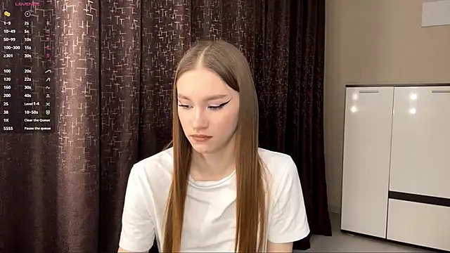 Snapshot of NuDonzze chatting on 30, 3, 2026 NuDonzze online show from 30, 3, 2026