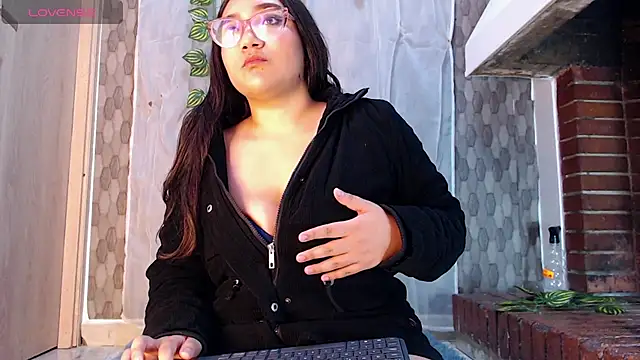 Snapshot of anyela_donecm chatting on 19, 3, 2026 anyela donecm online show from 19, 3, 2026