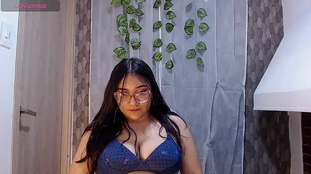 Snapshot of anyela_donecm chatting on 27, 3, 2026 anyela donecm online show from 27, 3, 2026