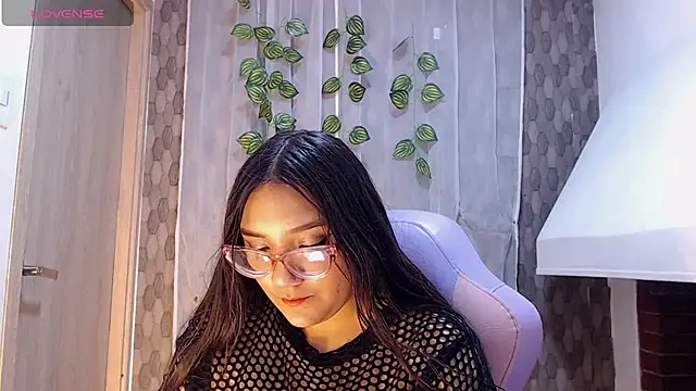 Snapshot of anyela_donecm chatting on 6, 4, 2026 anyela donecm online show from 6, 4, 2026