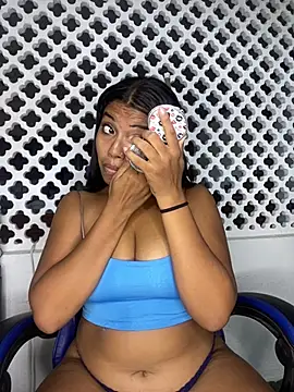 Snapshot of Coraline_em chatting on 18, 3, 2026 Coraline em online show from 18, 3, 2026