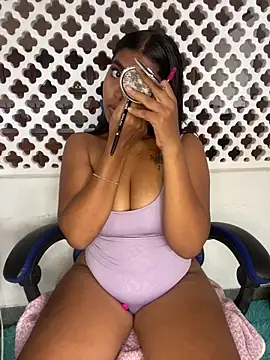 Snapshot of Coraline_em chatting on 31, 3, 2026 Coraline em online show from 31, 3, 2026