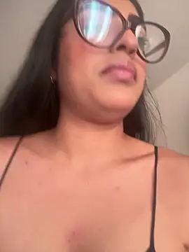 Snapshot of Misty-kat chatting on 9, 3, 2026 Misty-kat online show from 9, 3, 2026