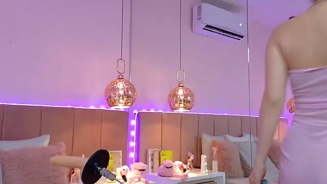 Snapshot of AnnieAddam chatting on 22, 3, 2026 AnnieAddam online show from 22, 3, 2026