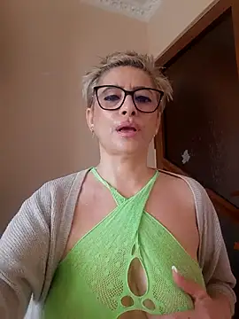 LunaBlaise online show from 22, 3, 2026