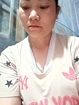 Lindxx-hot online show from 12, 4, 2026