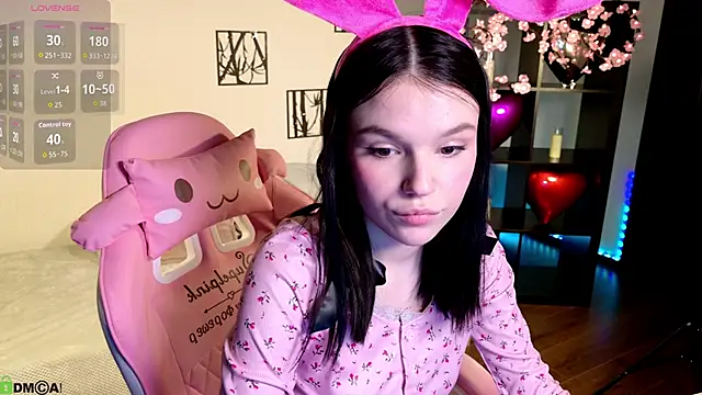 Snapshot of JanetCensley chatting on 3, 4, 2026 JanetCensley online show from 3, 4, 2026