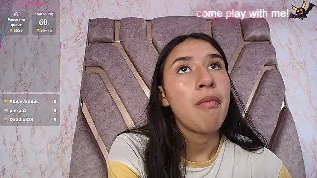 Snapshot of LilyRossi_ chatting on 15, 4, 2026 LilyRossi online show from 15, 4, 2026