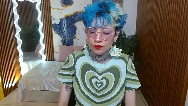 Lyra tay online show from 4, 3, 2026