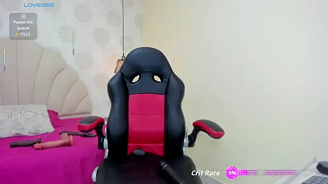 Snapshot of ROSEE_KAYLA1 chatting on 26, 3, 2026 ROSEE KAYLA1 online show from 26, 3, 2026