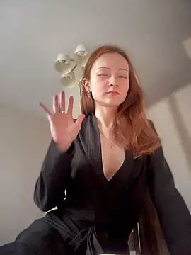 SadieSink  online show from 3, 3, 2026