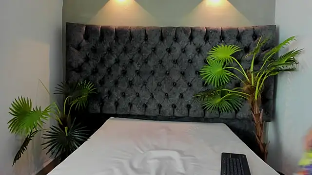 Snapshot of ZANE_EVANS chatting on 3, 3, 2026 ZANE EVANS online show from 3, 3, 2026