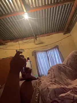 Snapshot of friendlybitch22 chatting on 4, 3, 2026 friendlybitch22 online show from 4, 3, 2026