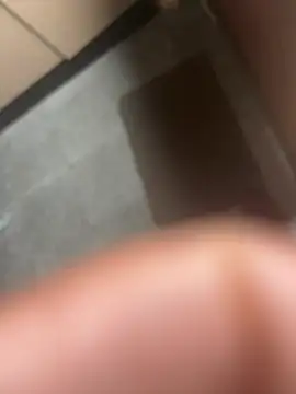 Snapshot of BumbleBee84 chatting on 15, 4, 2026 BumbleBee84 online show from 15, 4, 2026