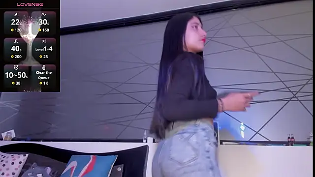 Snapshot of Princess_tina chatting on 3, 3, 2026 Princess tina online show from 3, 3, 2026