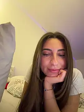 CuteJuliaa online show from 8, 3, 2026