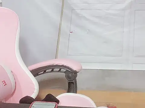 Snapshot of Sua068 chatting on 10, 3, 2026 Sua068 online show from 10, 3, 2026