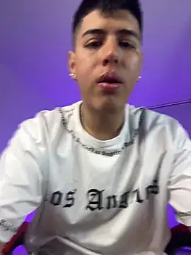 Snapshot of Angel_khouri_ chatting on 15, 4, 2026 Angel khouri online show from 15, 4, 2026