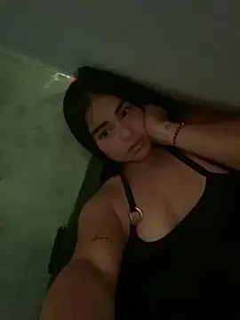 Snapshot of Valerials chatting on 9, 4, 2026 Valerials online show from 9, 4, 2026