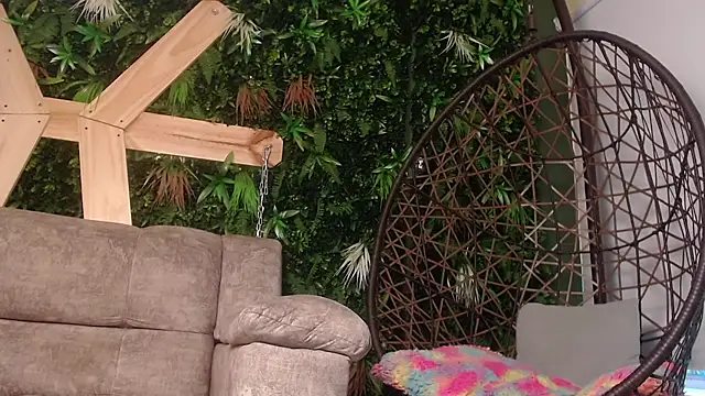 Milan Moon online show from 15, 4, 2026