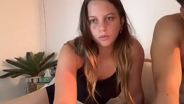 Snapshot of KamillaBecker chatting on 16, 4, 2026 KamillaBecker online show from 16, 4, 2026