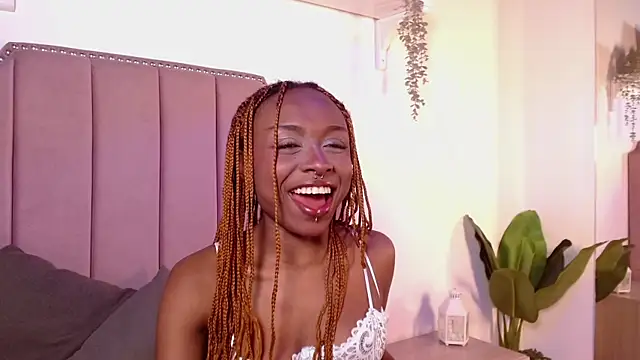 Midnigth bluee online show from 15, 4, 2026