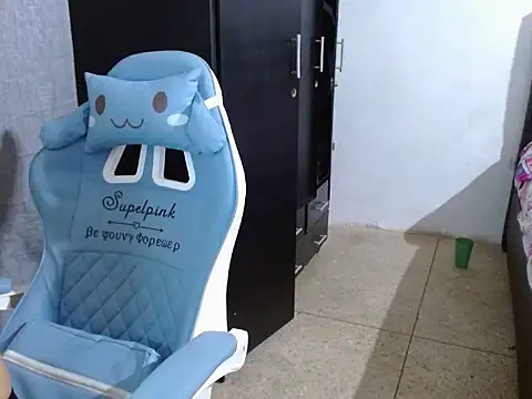 Snapshot of nathasha_Angi chatting on 12, 4, 2026 nathasha Angi online show from 12, 4, 2026