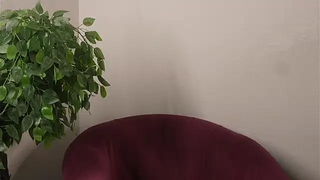 DanilleMincher online show from 14, 4, 2026