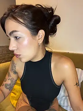 Snapshot of sralalo chatting on 10, 2, 2026 sralalo online show from 10, 2, 2026