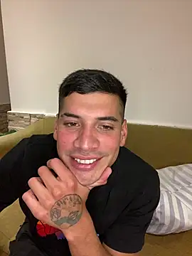 Snapshot of sralalo chatting on 5, 3, 2026 sralalo online show from 5, 3, 2026