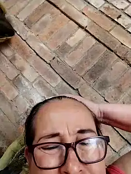 LaGochis07 online show from 7, 4, 2026