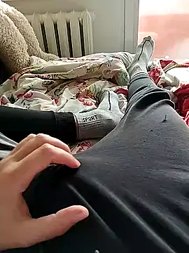 Snapshot of MlodyDres chatting on 16, 2, 2026 MlodyDres online show from 16, 2, 2026